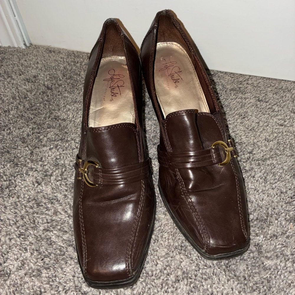 Brown Leather Women’s Shoes